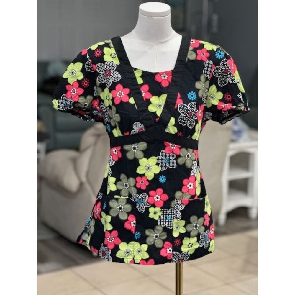 Womens Mixed Match Nurse Scrub Set. Size Small. Bold Floral Design. Shirt  Pants